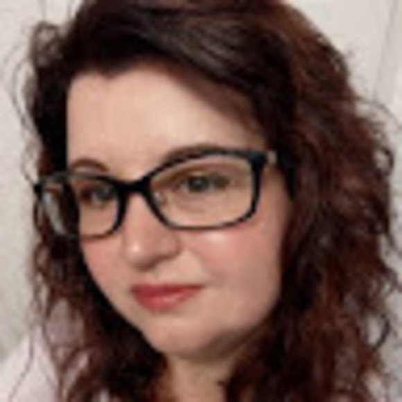 Meet your Posher, Sabrina - Picture 1 of 1